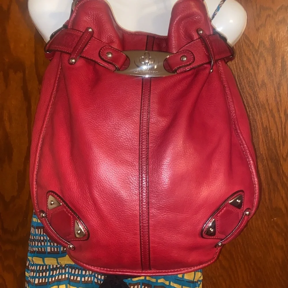 B. Makowsky cranberry red Shoulder bag! EUC! - Picture 3 of 16
